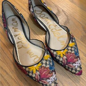 Sam Edelman Women's Floral Embroidered Flats